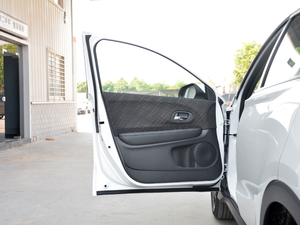 20171.8L EXi CVTm {λ܇T