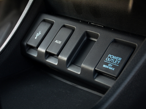 20171.5L LXi CVT п؅^