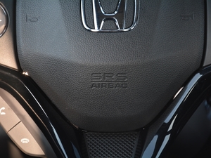 20171.5L LXi CVT п؅^