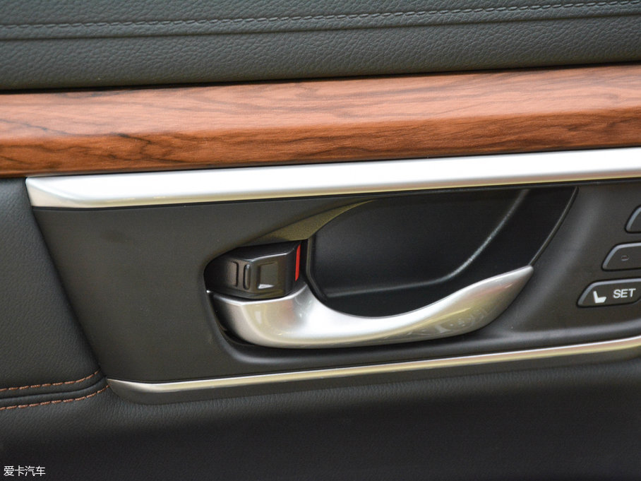 2017CR-V 240TURBO Ԅҫ