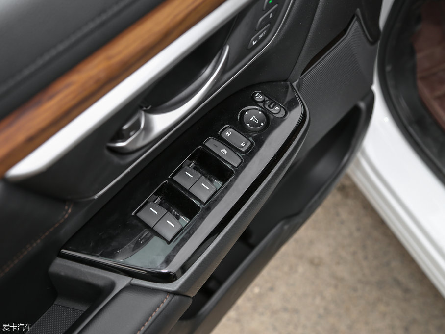 2017CR-V 240TURBO Ԅҫ