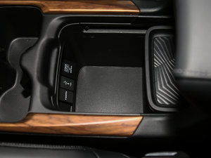 2017240TURBO Ԅ(dng)(q)L(fng)а g