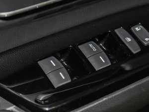 2017240TURBO Ԅ(dng)(q)L(fng)а {܇ƅ^(q)	