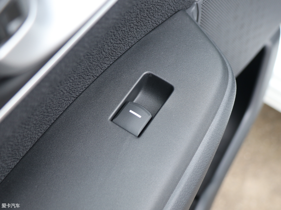 2017CR-V e:HEV 2.0L ٰ