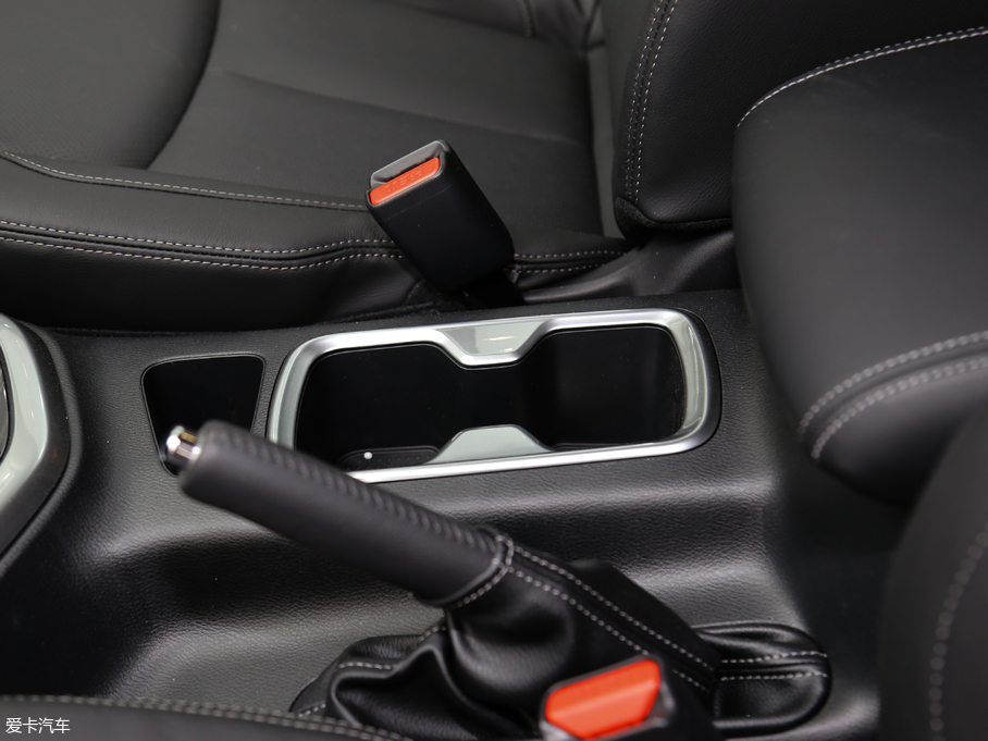 2018;_ 2.5L XV ԄŞ