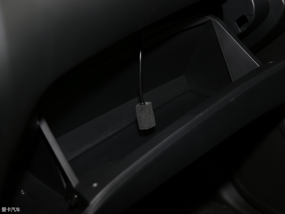 2018;_(d) 2.5L XL Ԅ(dng)(q)A