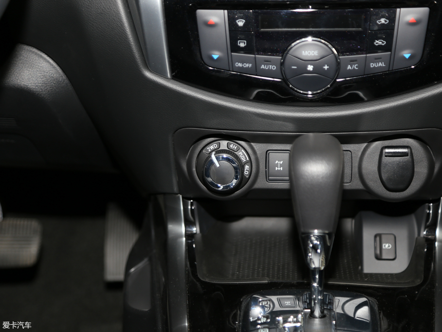 2018;_(d) 2.5L XL Ԅ(dng)(q)A