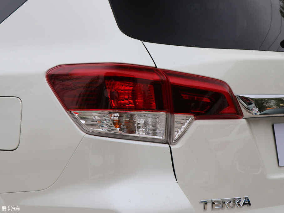 2018;_(d) 2.5L XV Ԅ(q)Ş