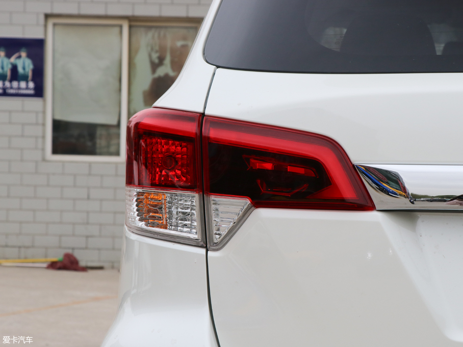 2018;_ 2.5L XV ԄŞ