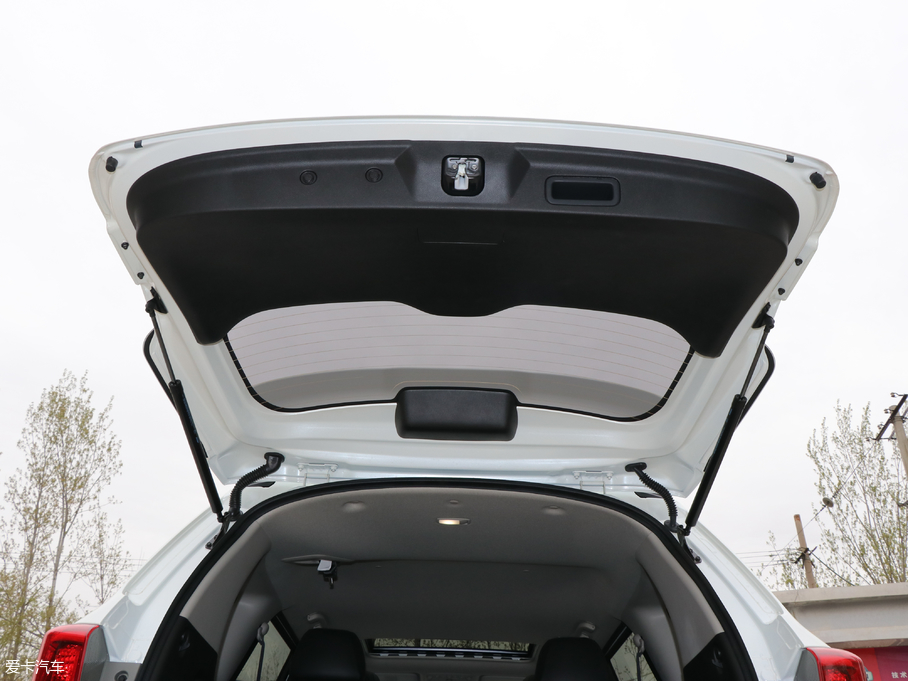 2018;_ 2.5L XV ԄŞ