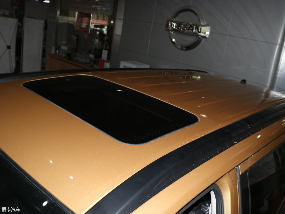 2018;_(d) 2.5L XL Ԅ(dng)(q)A