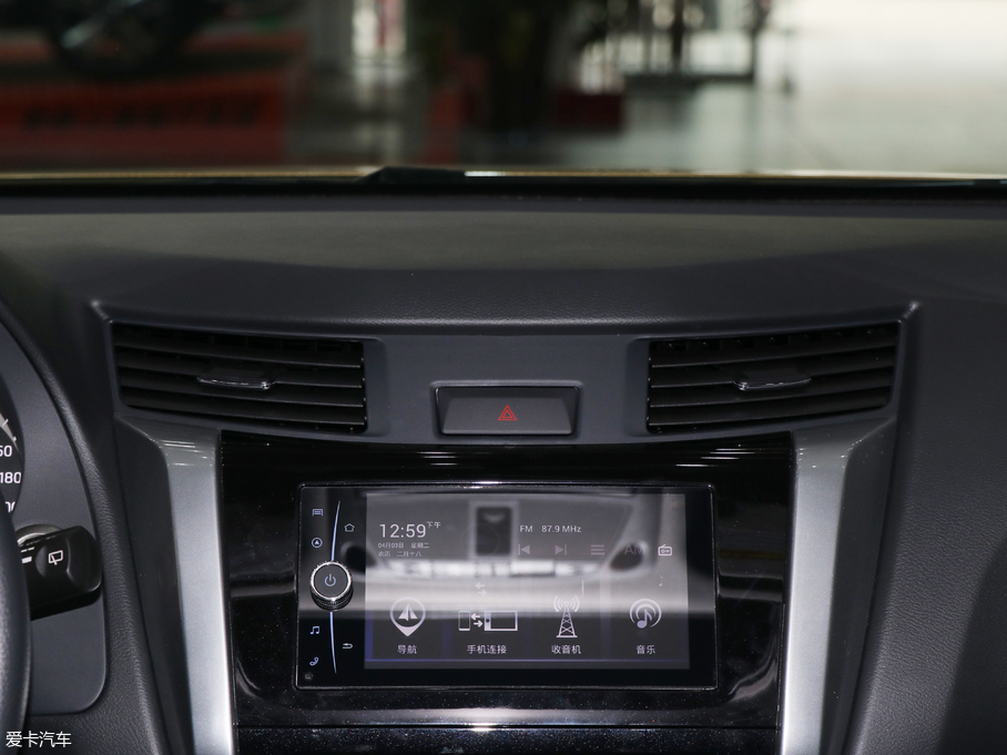 2018;_(d) 2.5L XL Ԅ(dng)(q)A