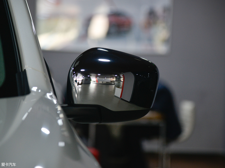 2018;_(d) 2.5L XL Ԅ(dng)(q)A