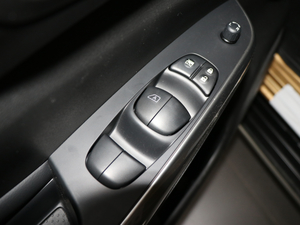 20182.5L XL Ԅ(dng)(q)A п؅^(q)