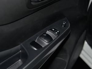 20182.5L XL ԄA {܇ƅ^	