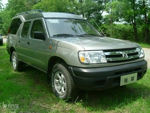 2010款3.2L 四驱标准型 整体外观