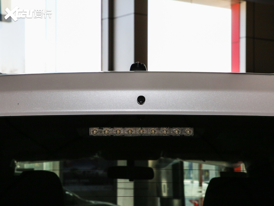 2020;_ 2.5L XL Upper ԄA