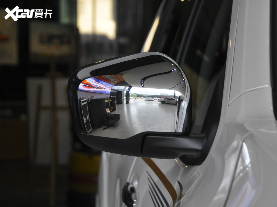 2020;_ 2.5L XL Upper ԄӃA