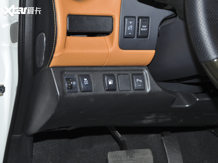 2020��;�_ 2.5L XL Upper �ԄӃ����A��