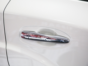 20202.5L XL Upper ԄA ^