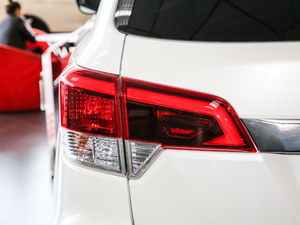 20202.5L XL Upper ԄA ^