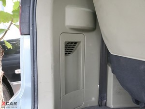 2009款2.5L 自动旗舰版 空间座椅