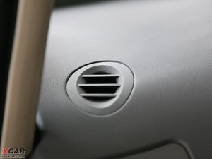 2009款2.0L 手动豪华版 中控区