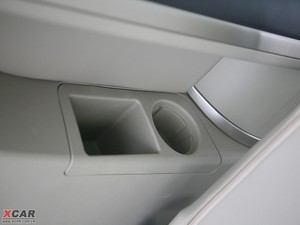 2009款2.0L 手动豪华版 空间座椅
