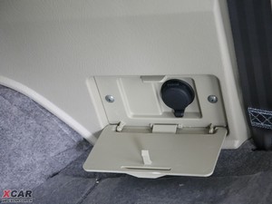 2009款2.0L 手动豪华版 空间座椅