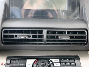 2009款2.0L 手动豪华版 空调出风口