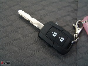 2010款1.6L 豪华版 车钥匙