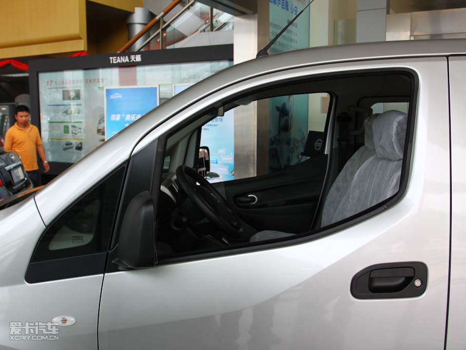 2010ծa(chn)NV200 1.6L F