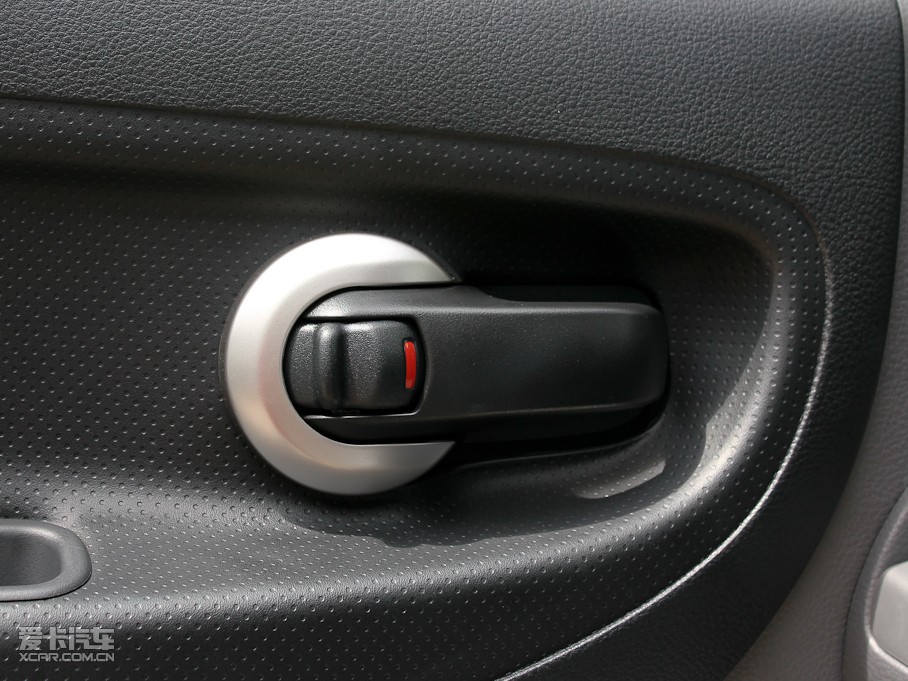 2011ծa(chn)NV200 1.6L 223 F