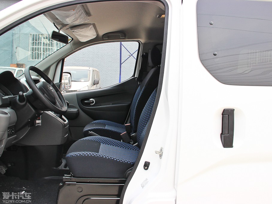 2013���ծa(ch��n)NV200 �Ŀ� 1.6L �ք�(d��ng)���A�� ��V