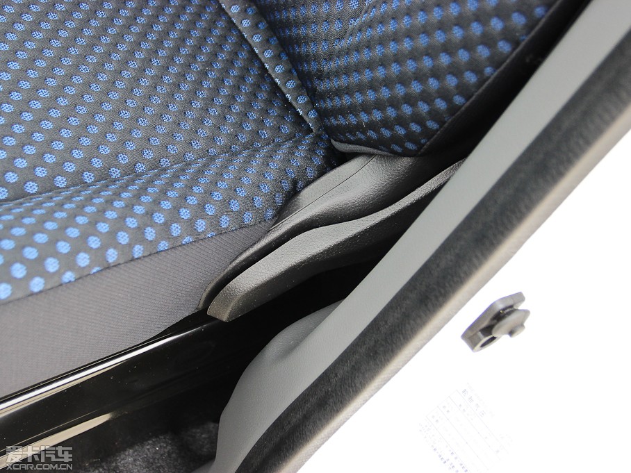 2013���ծa(ch��n)NV200 �Ŀ� 1.6L �ք�(d��ng)���A�� ��(gu��)V