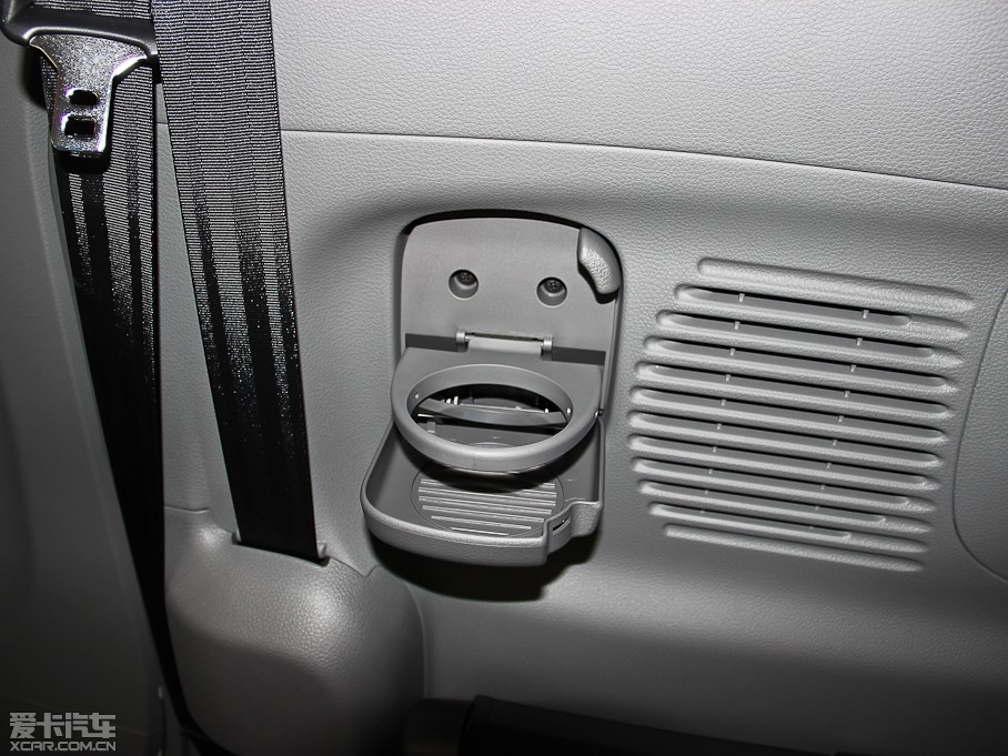 2013���ծa(ch��n)NV200 �Ŀ� 1.6L �քӺ��A�� ��V