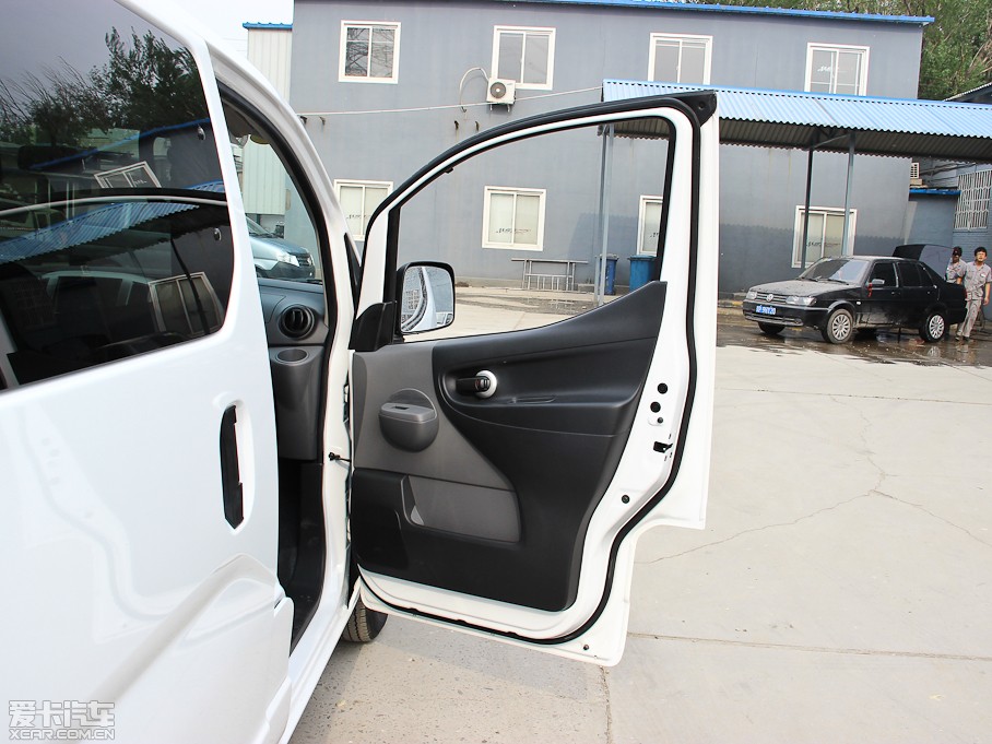 2013ղNV200 Ŀ 1.6L ֶ V