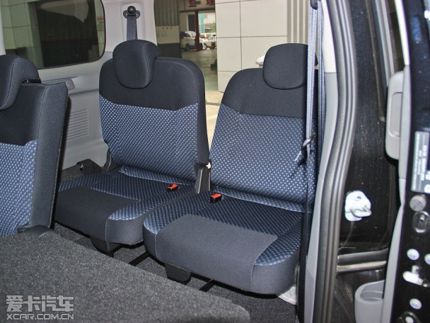 鄭州日產2013款日產NV200