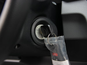 2013款改款 1.6L 手动豪华版 国V 中控区