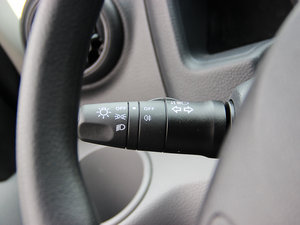 2013款改款 1.6L 手动豪华版 国V 中控区