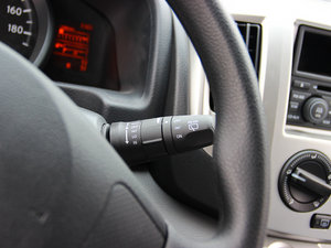 2013款改款 1.6L 手动豪华版 国V 中控区