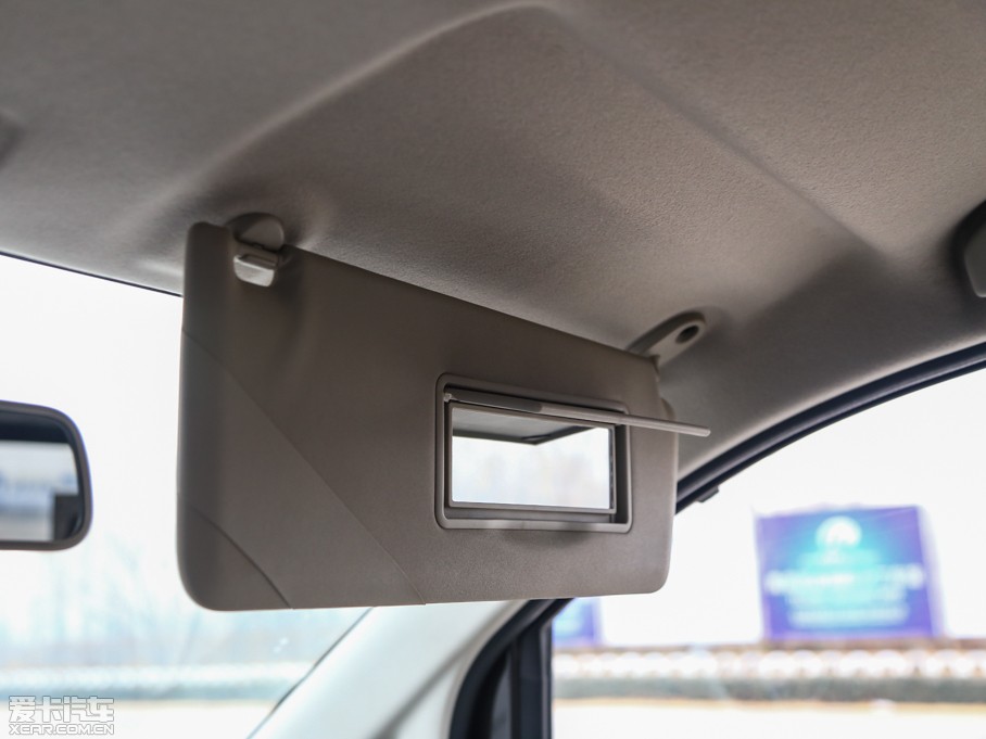 2014ծaNV200 1.6L CVTF IV