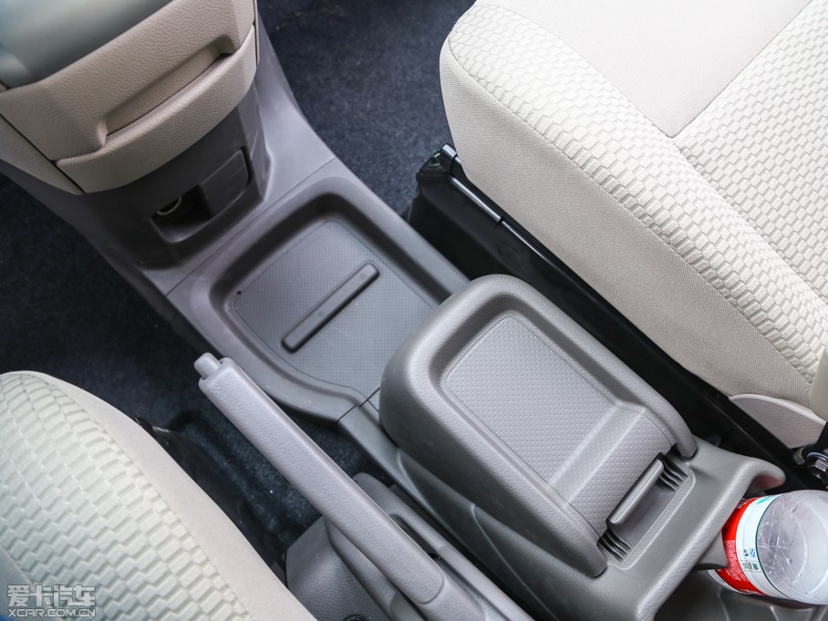 2014ծaNV200 1.6L CVTF IV