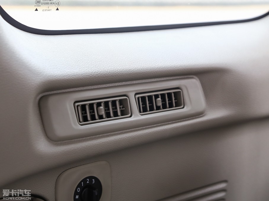 2014ծaNV200 1.6L CVTF IV