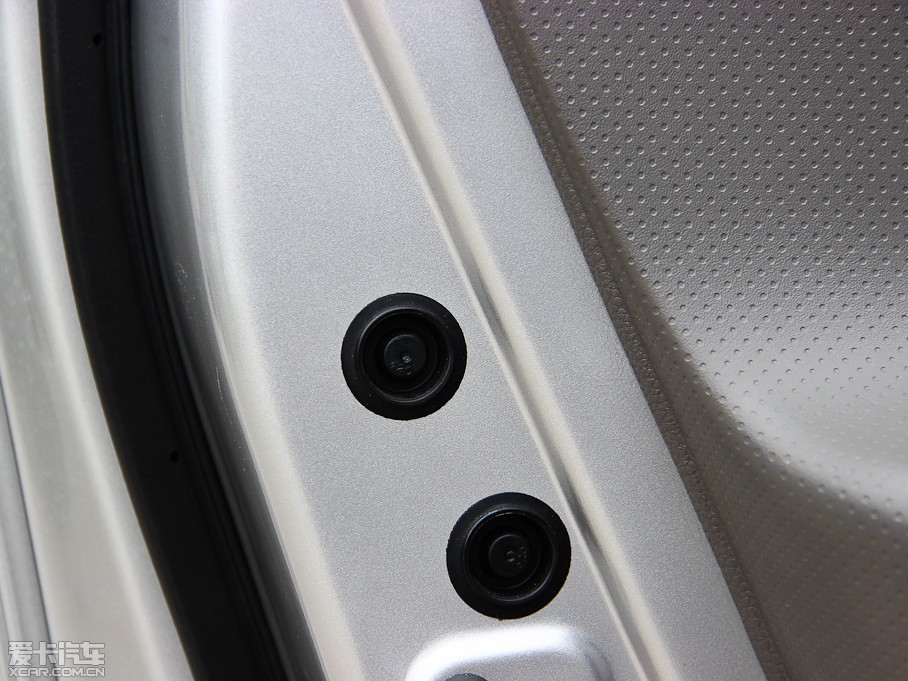 2014ծaNV200 1.6L CVTŰ IV