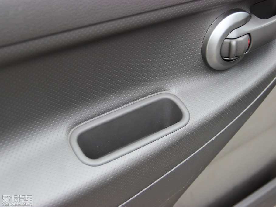 2014���ծaNV200 1.6L CVT���Ű� ��IV