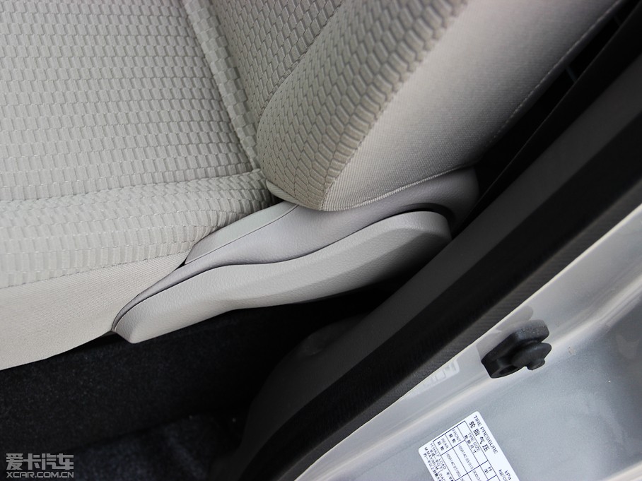 2014ծaNV200 1.6L CVTŰ IV