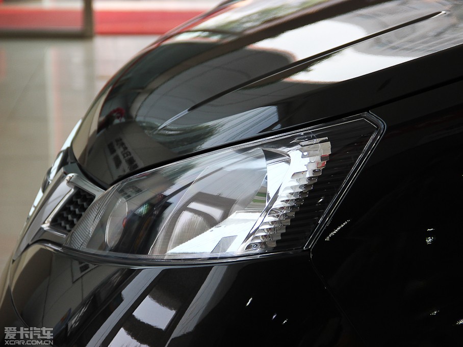 2014ծaNV200 1.6L քŰ IV