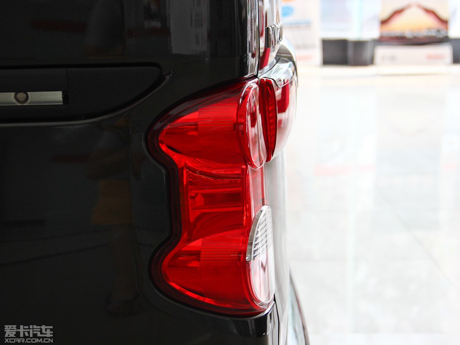 2014ծaNV200 1.6L քŰ IV