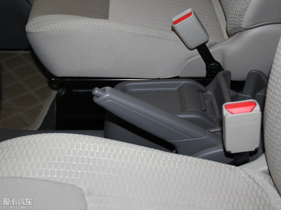 2014ծaNV200 1.6L ք V